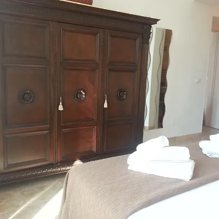 Apartamento Between Termini & Colosseo