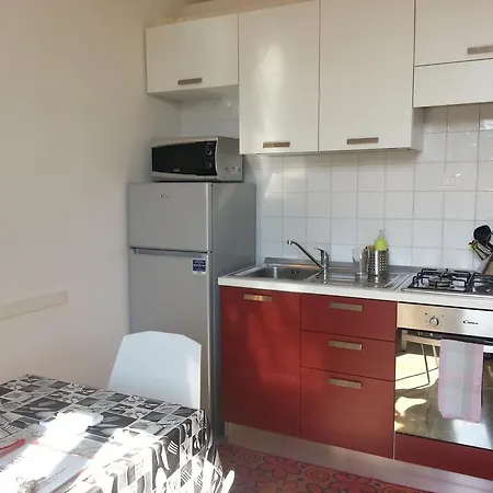Apartment Between Termini & Colosseo Rome